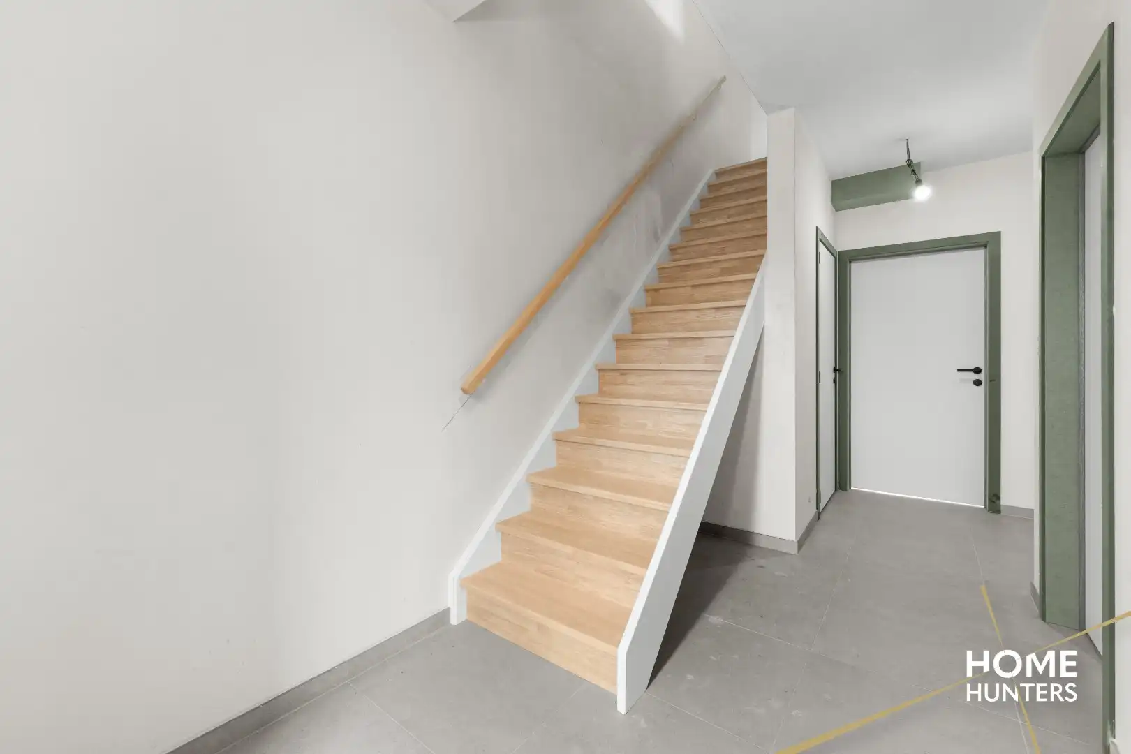 Luxueus afgewerkte nieuwbouwwoning te Vlamertinge  foto 2