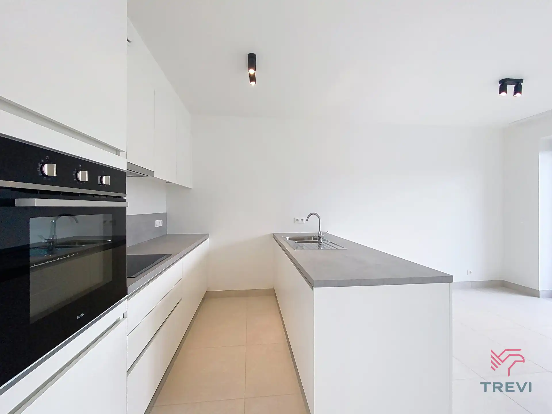 Nieuw appartement met 2 slaapkamers in een ideale omgeving foto 4