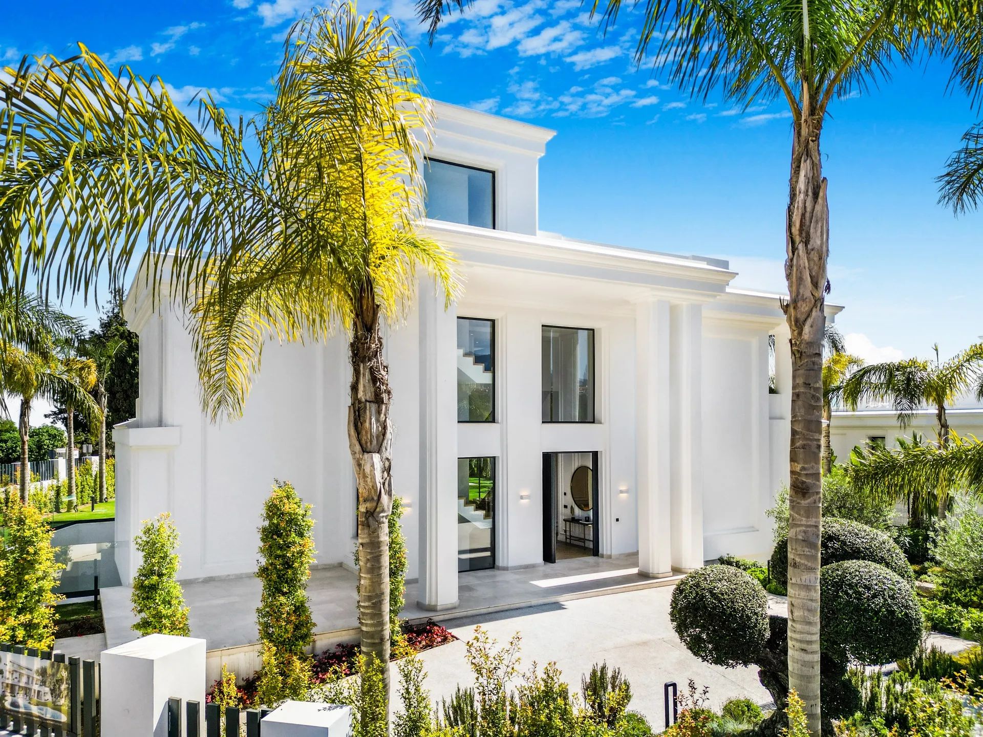 Koninklijk wonen aan de Golden Mile – exclusieve villa’s in het iconische Las Lomas del Marbella Club foto 47