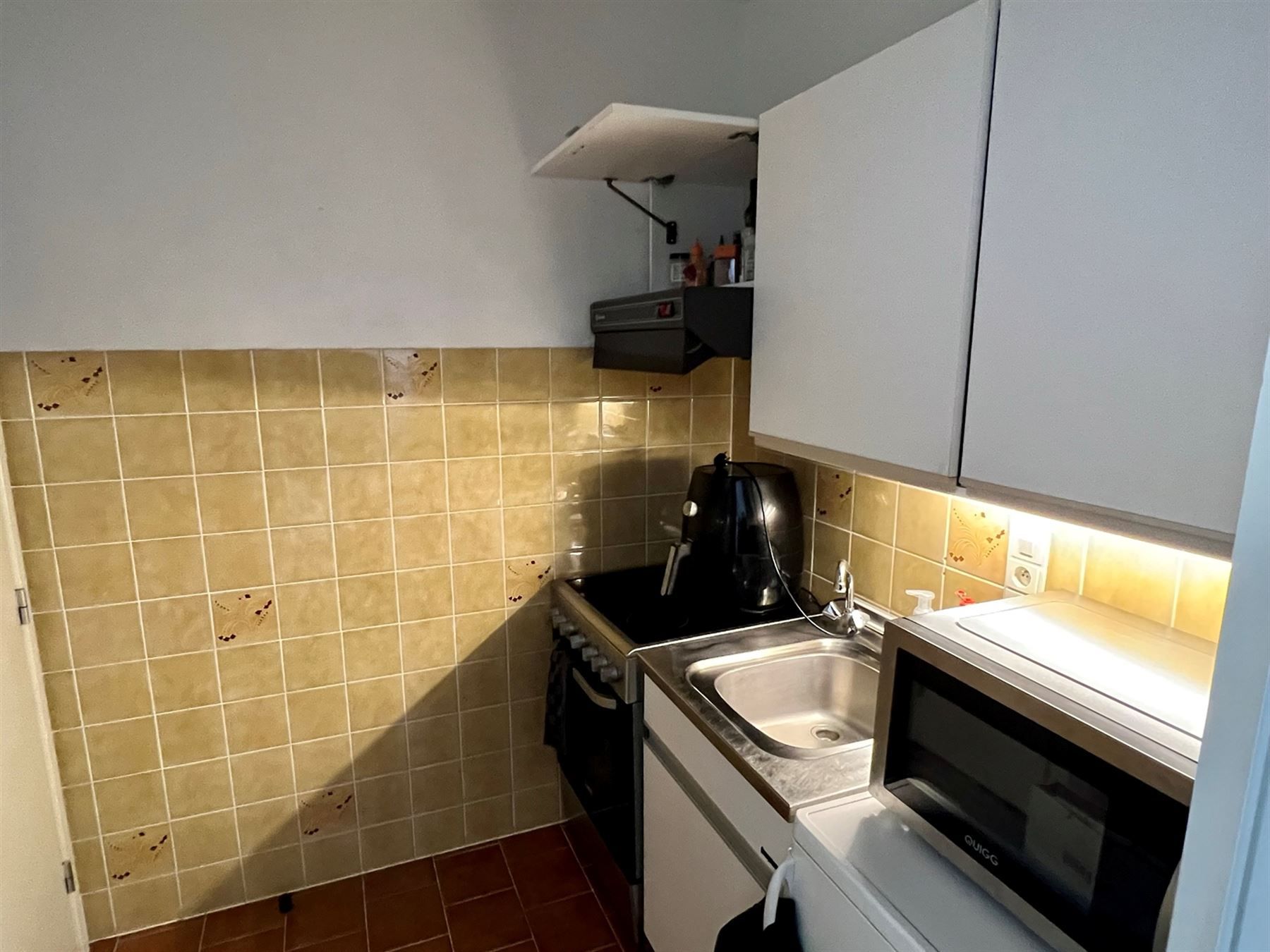 Knusse studio gelegen vlakbij het station  foto 3