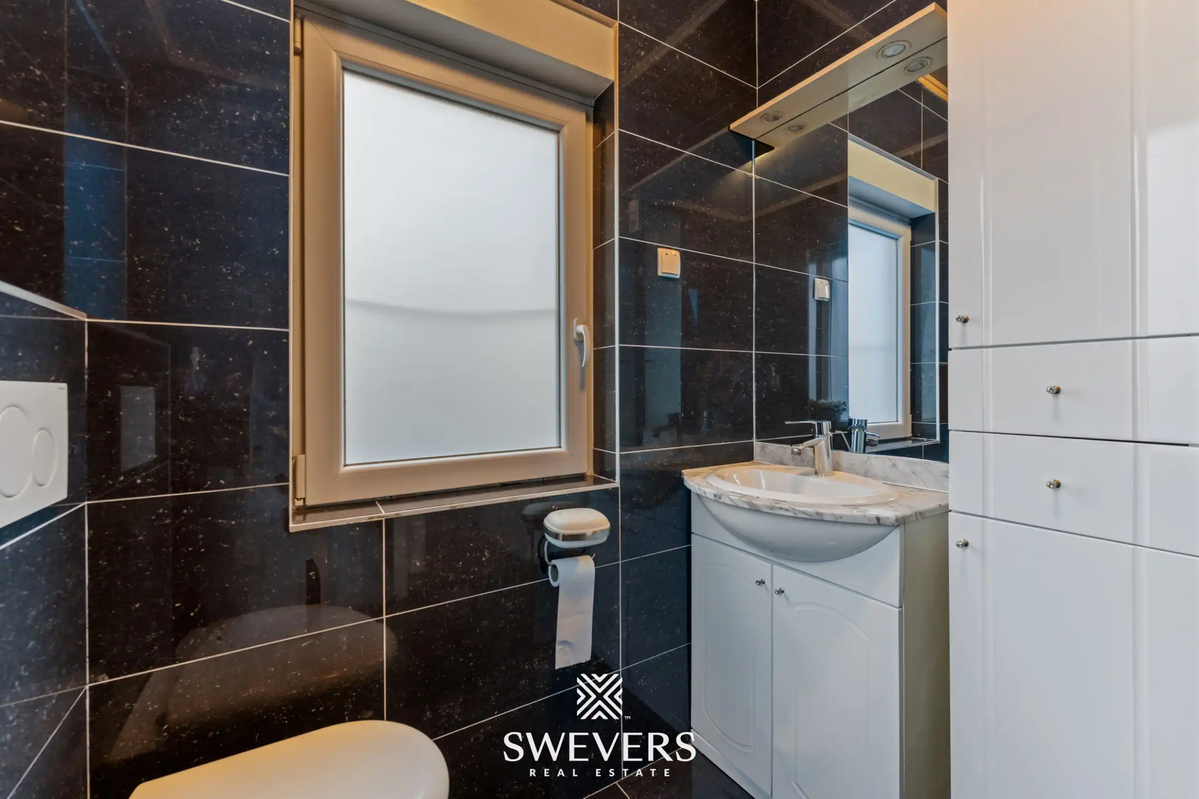 Instapklare gezinswoning met 4 slaapkamers op 12 are 63 ca in Beverlo foto 18