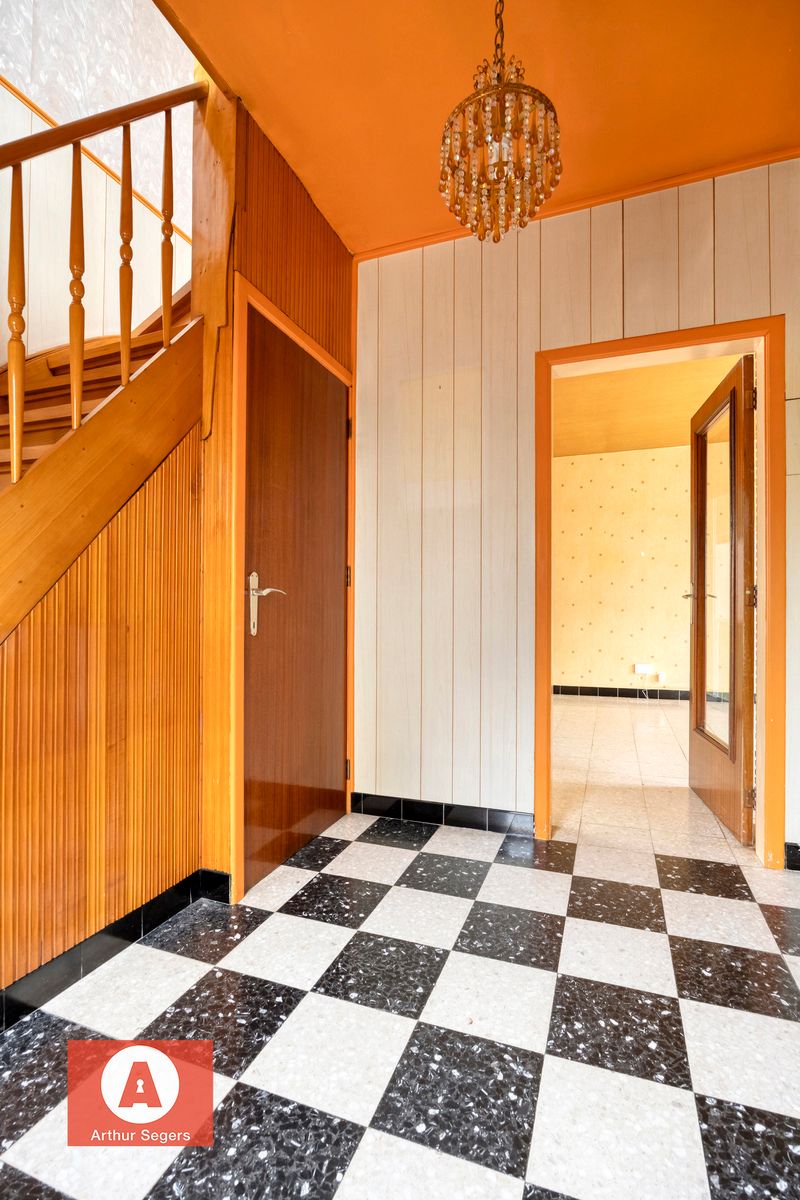 Solide woning met veel potentieel te Sint-Jozef Londerzeel foto 2
