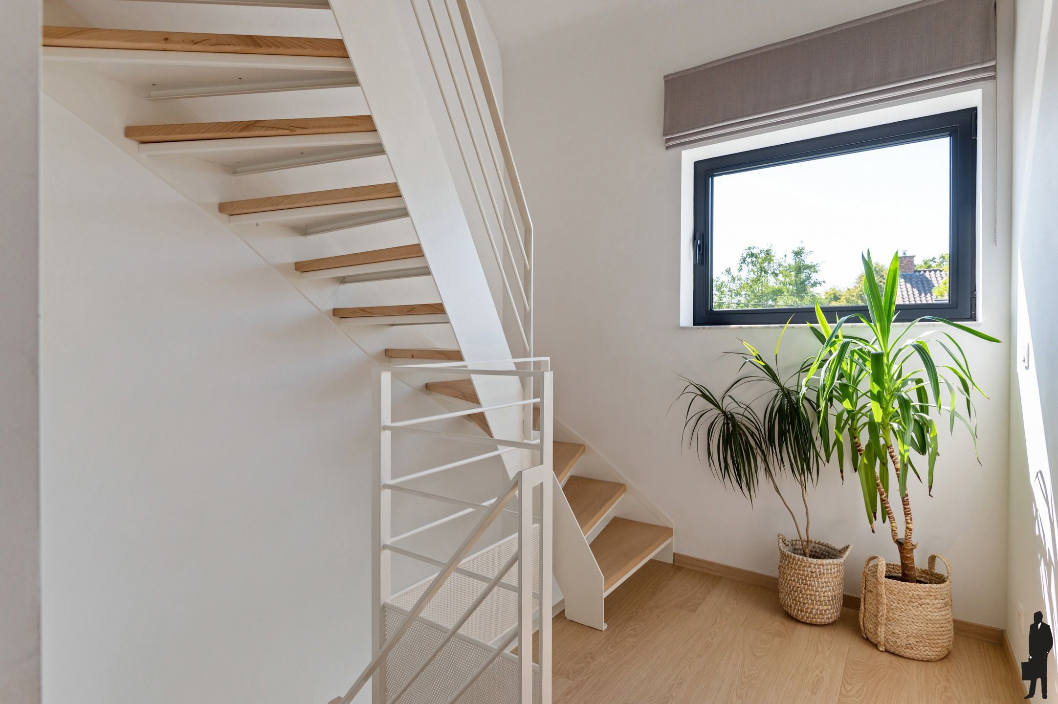 Prachtige energiezuinige woning met 4 slpks, 2 badks en tuin foto 24