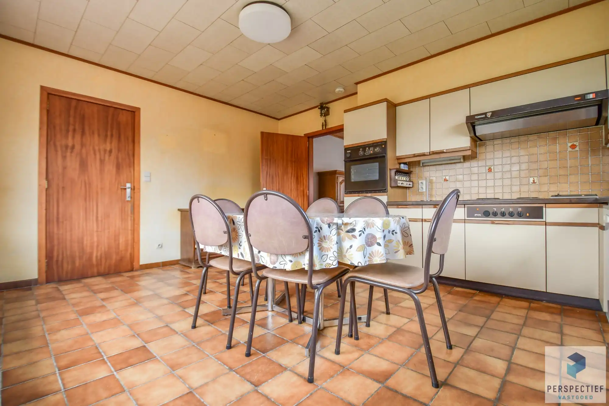 Rustig gelegen gelijkvloerse woning met royale woonoppervlakte foto 6