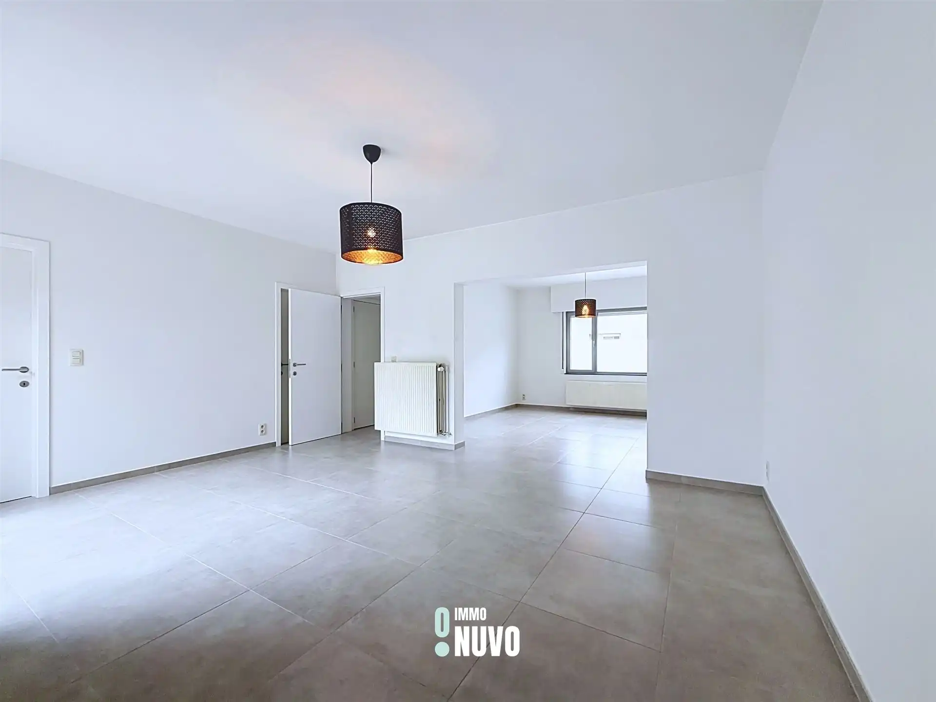 Gezinswoning met 3 slaapkamers, bureau, tuin en garage foto 6