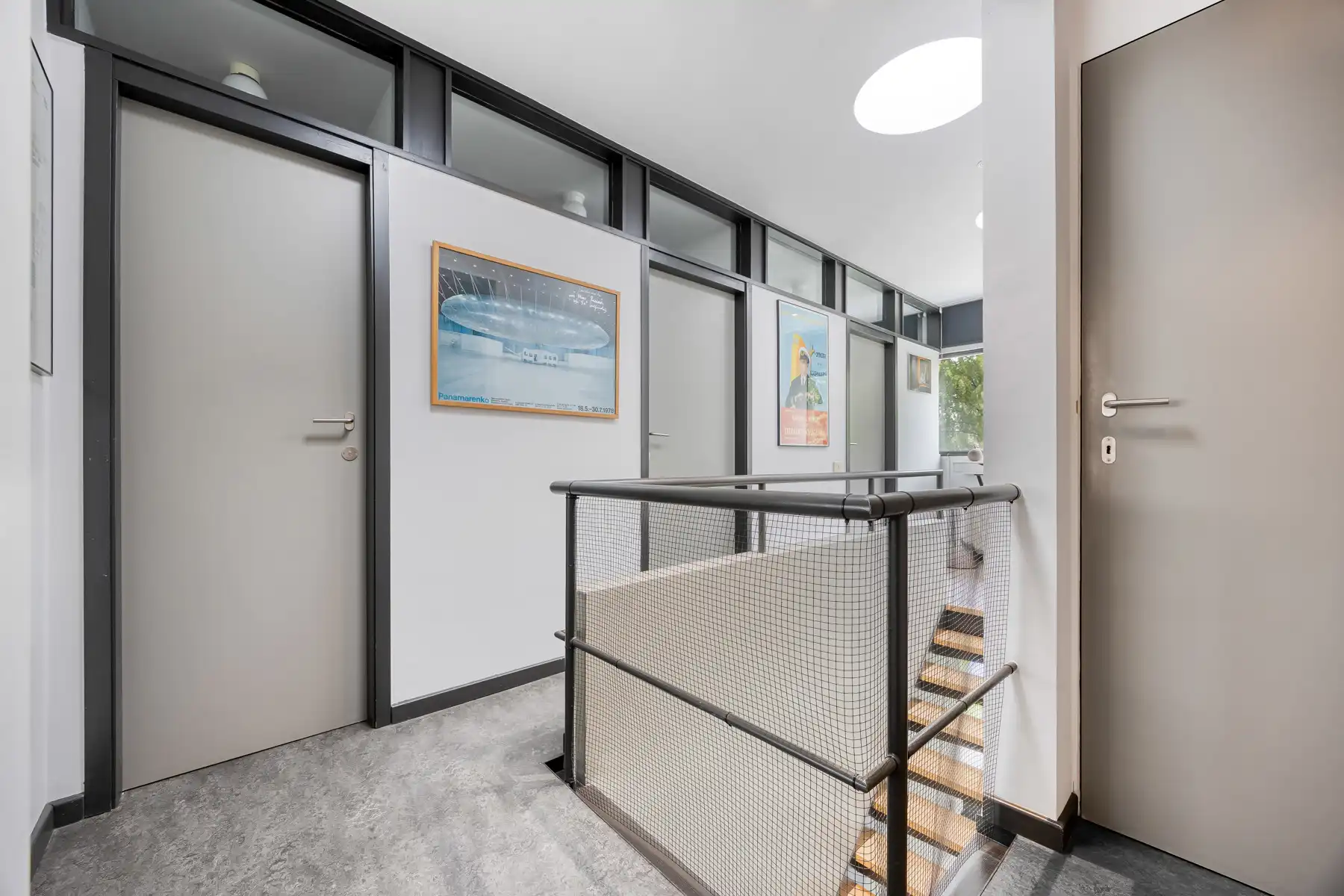 Karaktervolle architectenwoning op toplocatie: Zonnig terras, kamerhoge ramen en EPC B foto 33