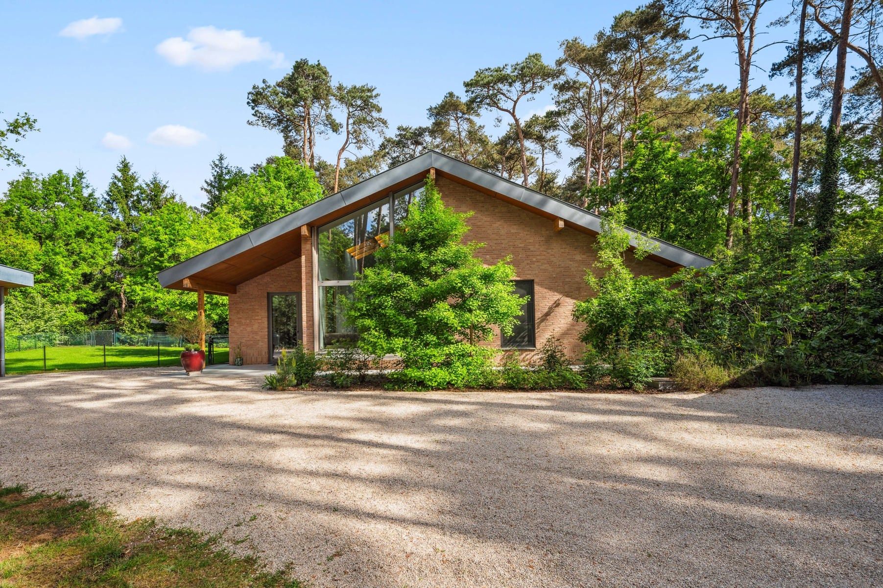 Moderne energieneutrale villa te KEERBERGEN op 2.386 m² foto 2