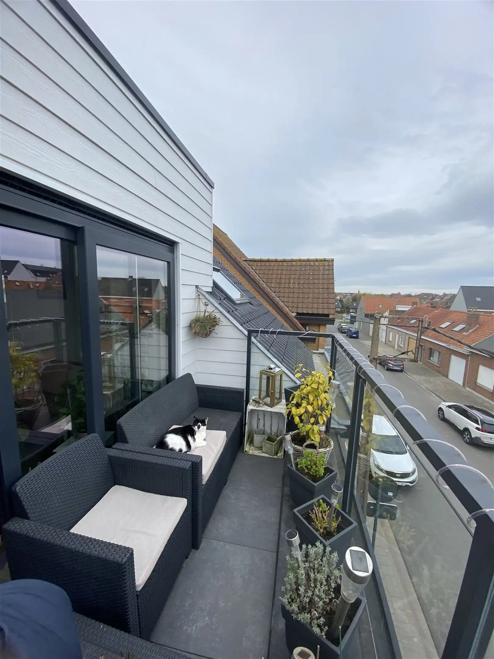 Ongemeubeld appartement met 1 slaapkamer foto 6