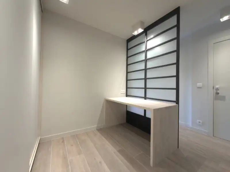 MOOI GERENOVEERD APPARTEMENT MET CENTRALE LIGGING EN DICHTBIJ DE ZEE! foto 9