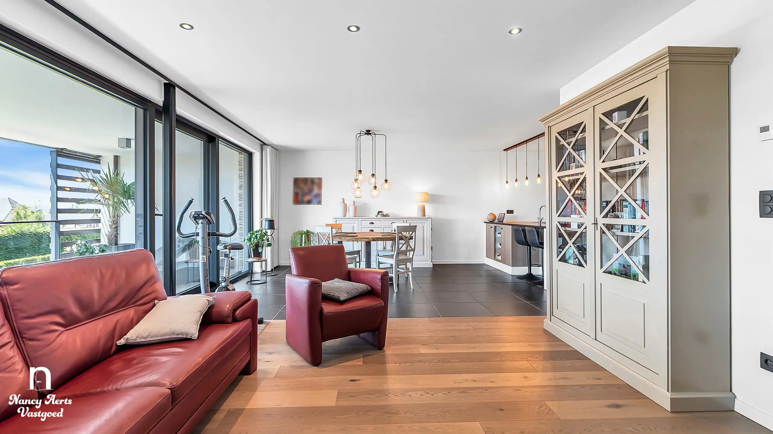 Luxueus appartement met terras en hoogwaardige afwerking foto 7