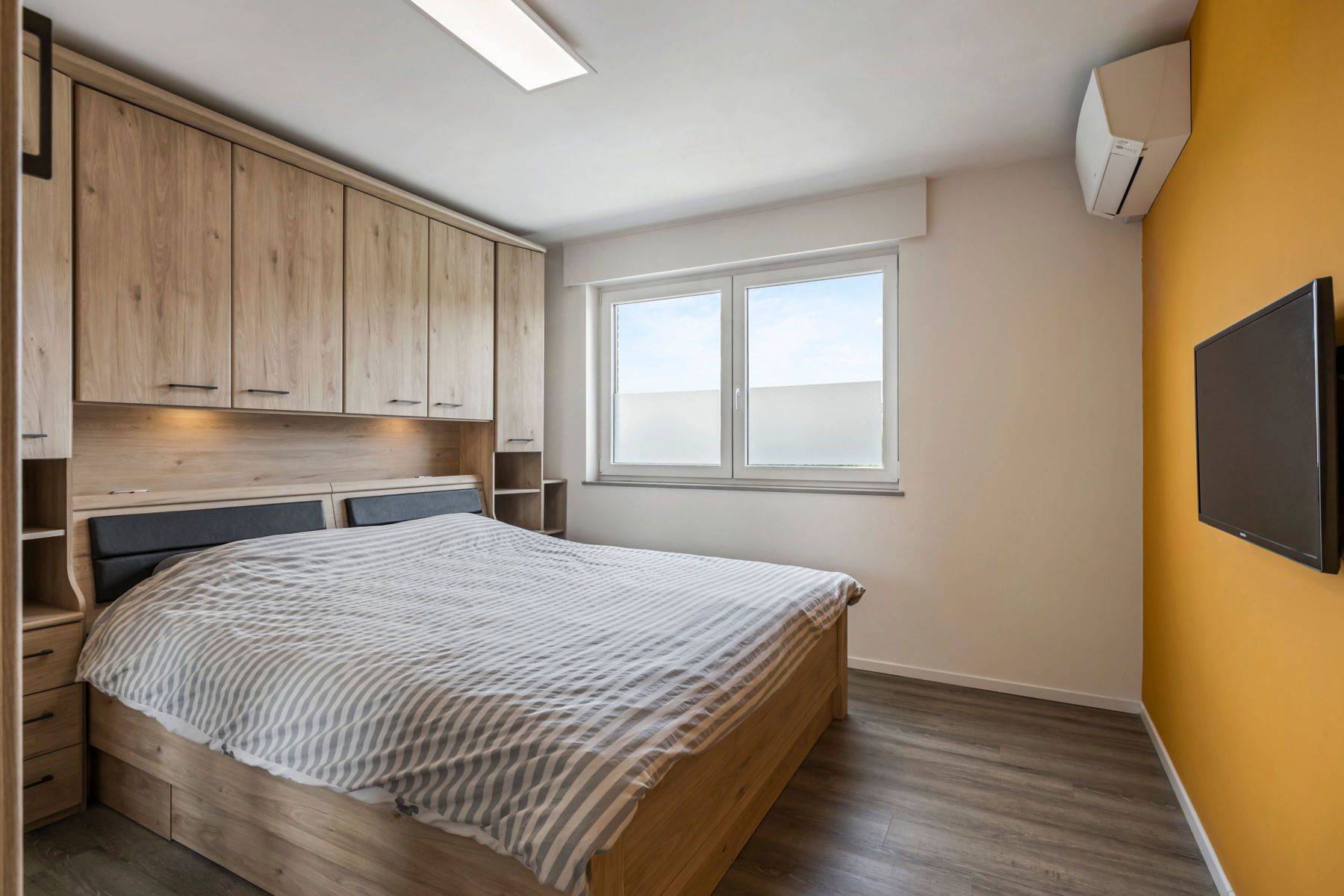 Energiezuinige woning met garage, zonnepanelen en airco foto 15