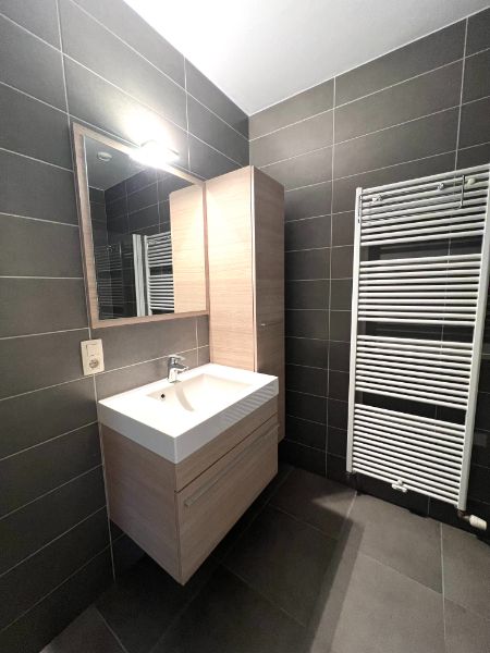 INSTAPKLAAR GELIJKVLOERSAPPARTEMENT MET ZUIDGERICHTE KOER foto 11