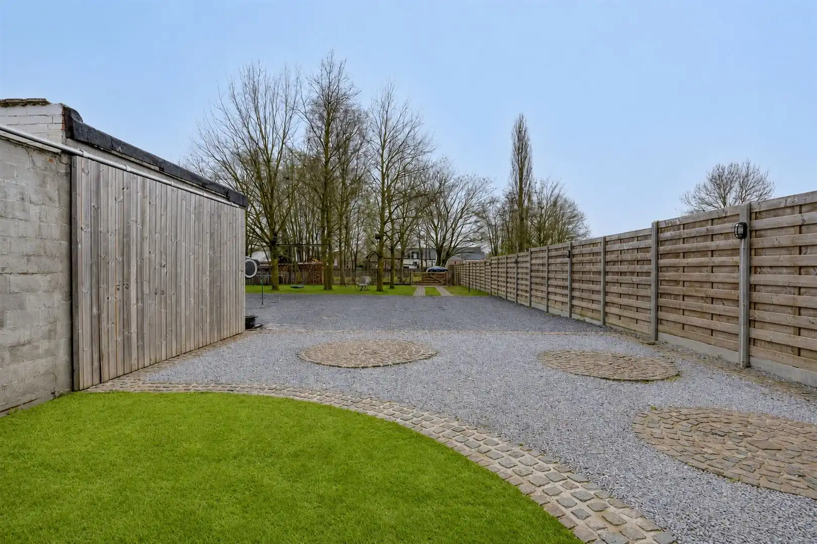 uitzonderlijke eigendom met garage en grote tuin (2287 m²) foto 24