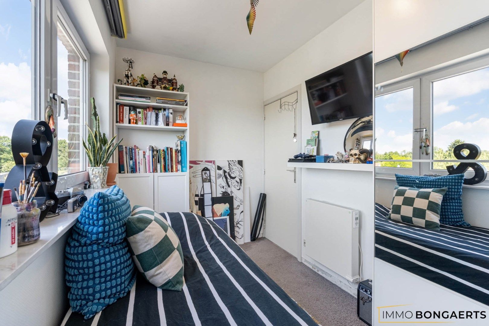 Gerenoveerd appartement met drie slaapkamers foto 13