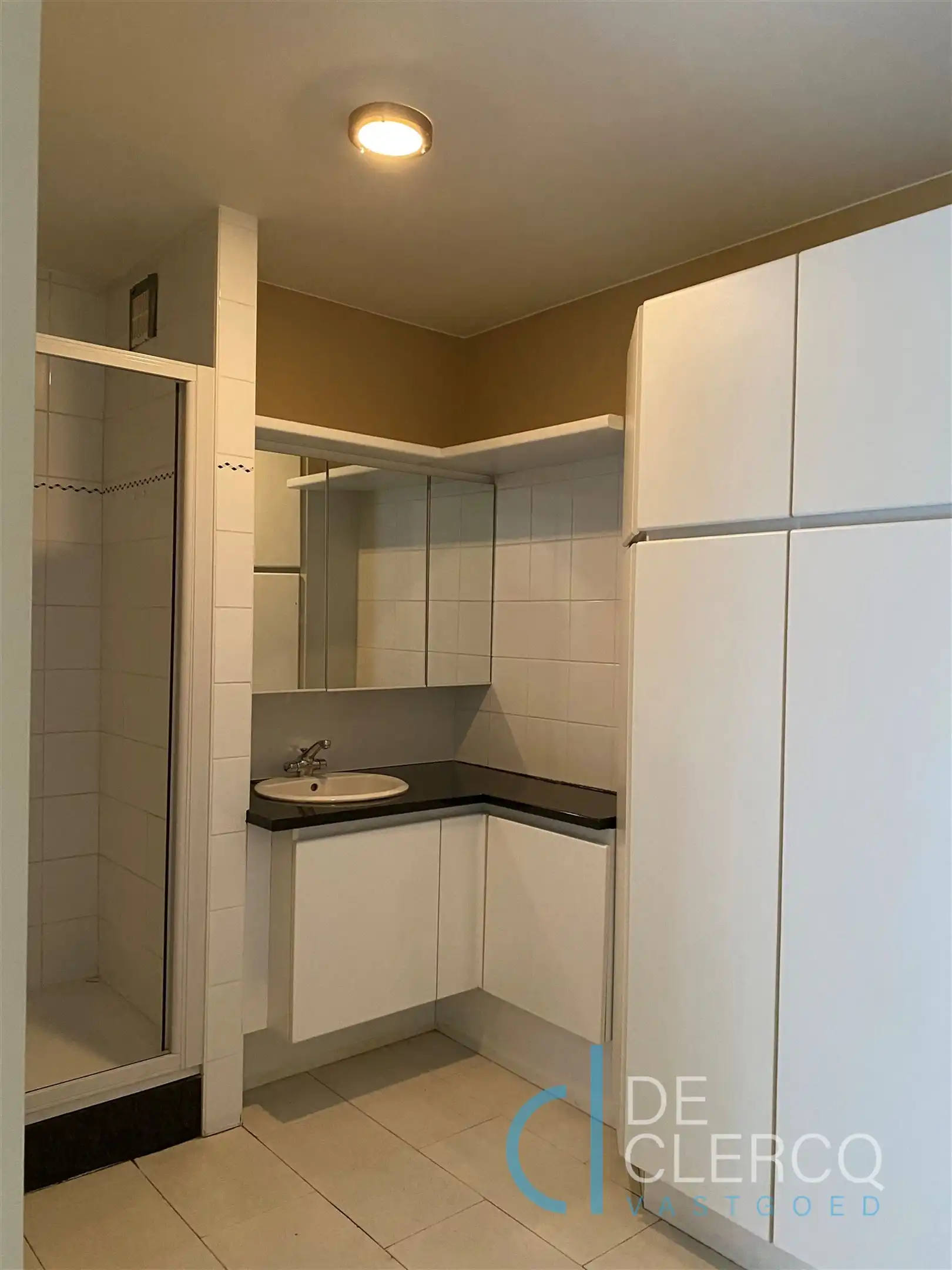 Karaktervolle woning verscholen in een rustige omgeving langs de Antwerpsesteenweg te Oostakker!  foto 16