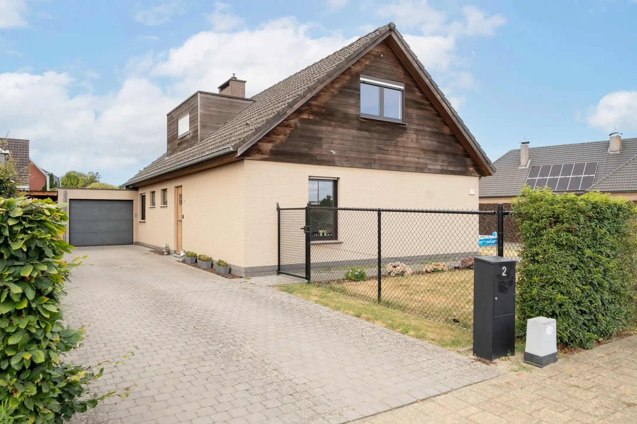 Recent gerenoveerde OB met 4 slpk foto {{pictureIndex}}