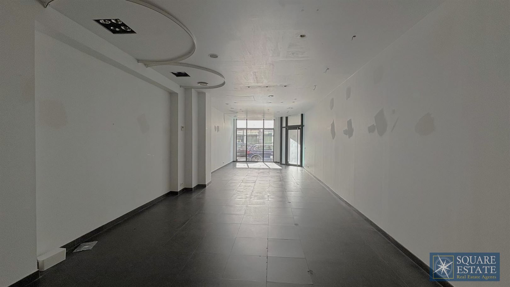 Winkelruimte op de Markt van Wemmel foto 4