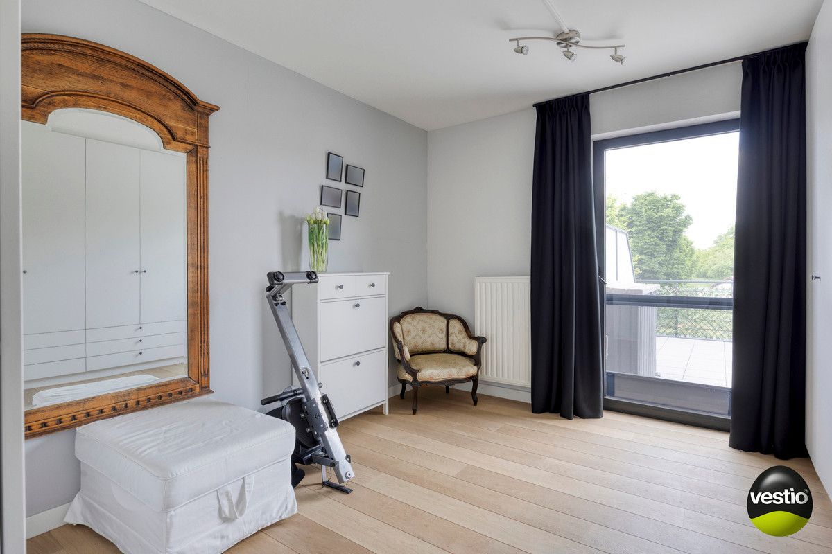 PRACHTIG APPARTEMENT VAN 90M² MET 2 SLK AAN STADSRAND BILZEN. foto 18