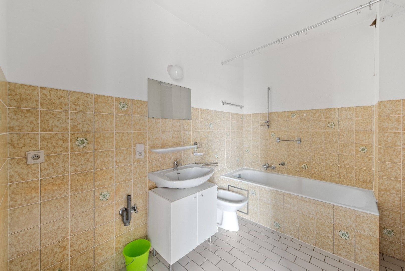 Instapklaar appartement te Tienen foto 13