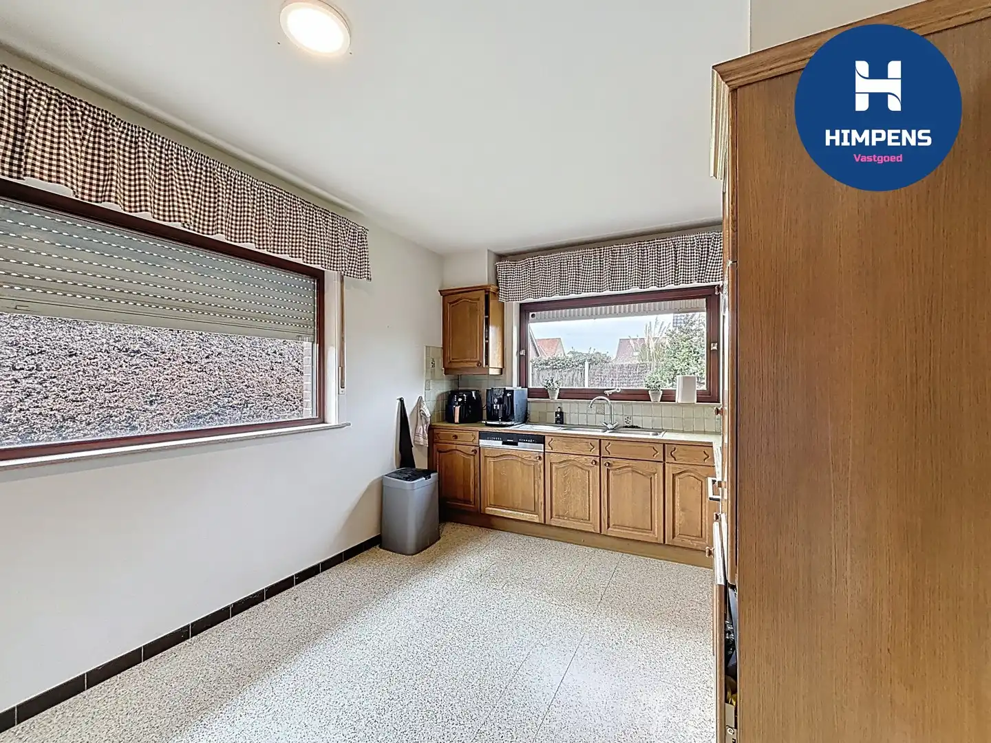 Te renoveren villa met grote tuin en uitbreidingsmogelijkheden foto 6