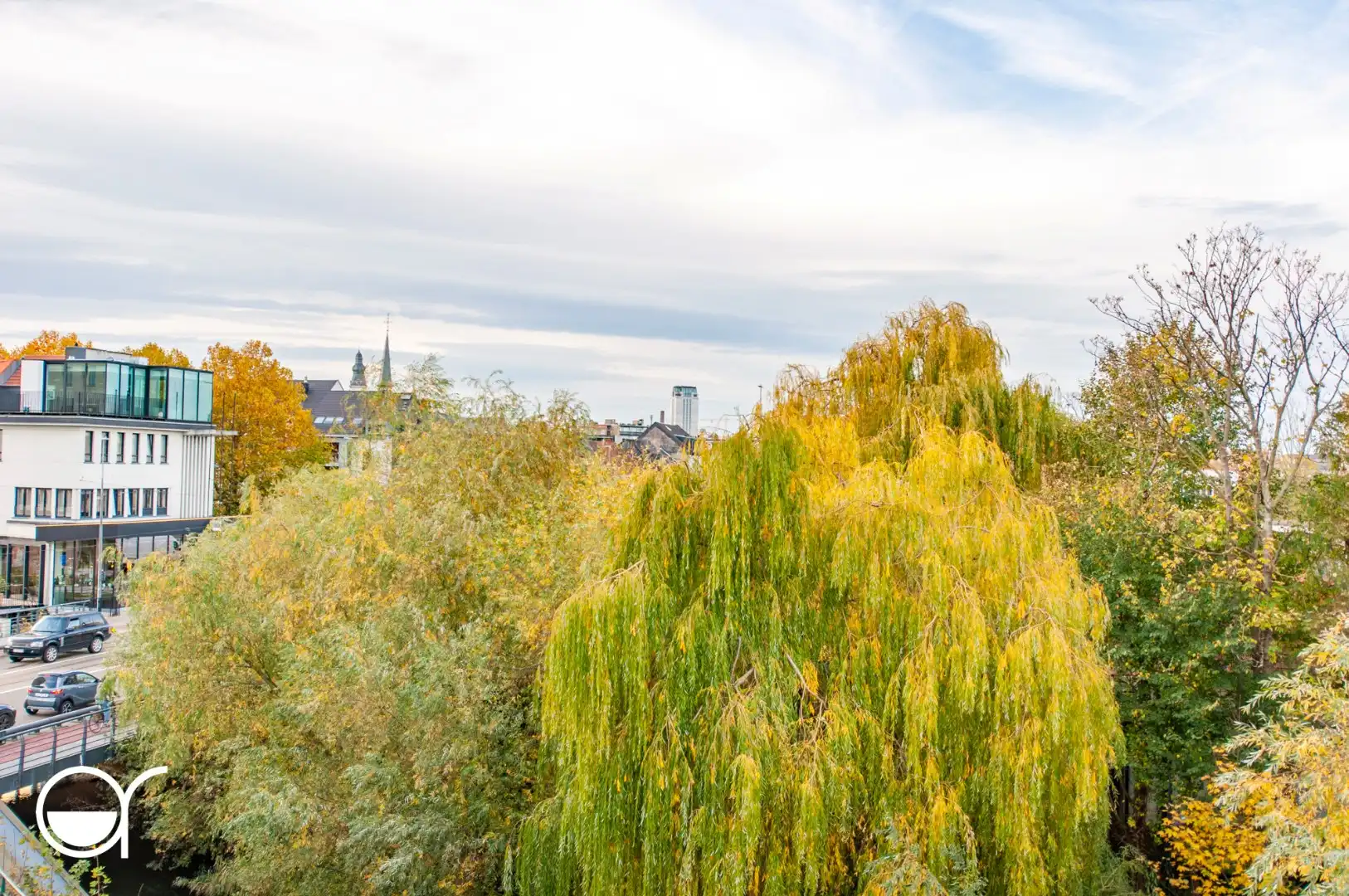 Lichtrijk één-slaapkamerappartement op de derde verdieping met prachtig uitzicht foto 12