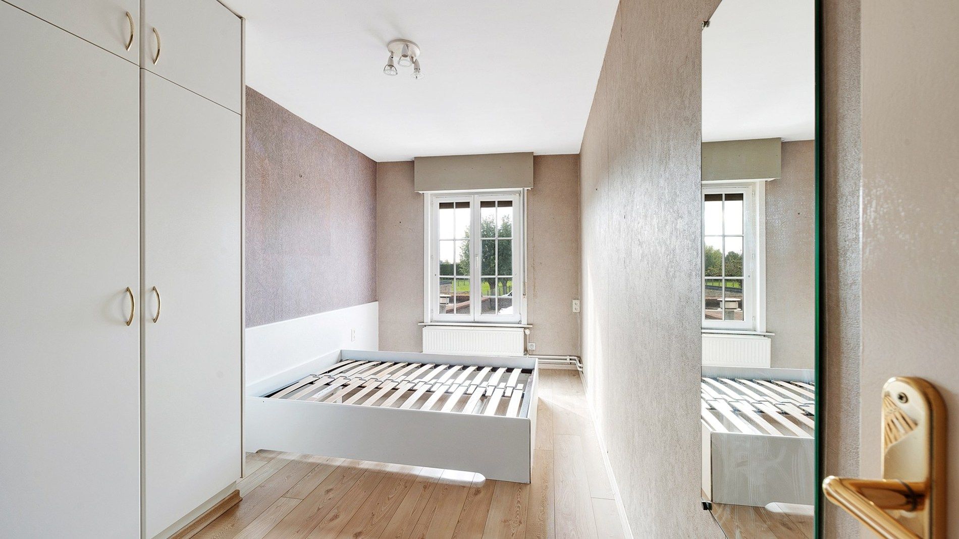 Leuke halfopen woning met garage te Knokke-Westkapelle foto 11