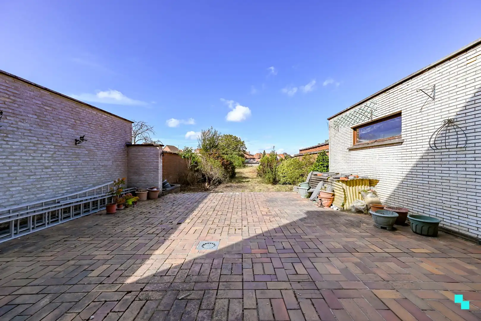 Karaktervolle woning met riante woonoppervlakte (267 m²) en tuin in Emelgem foto 12