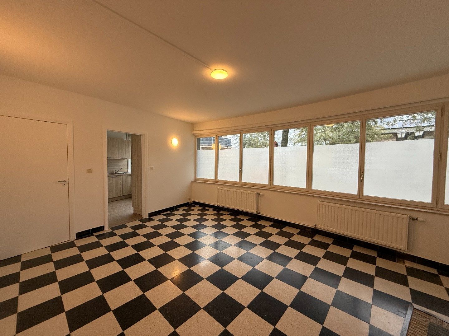 Centraal gelegen appartement met 1 slaapkamer foto 3