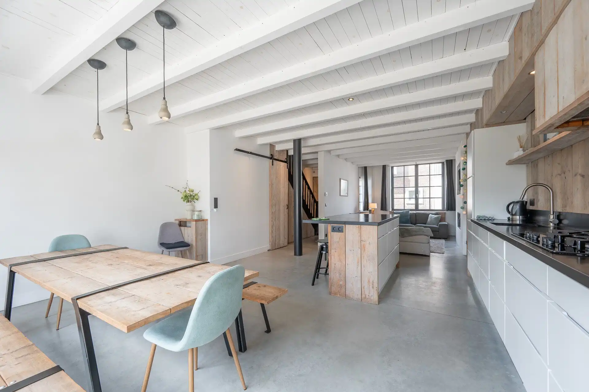 Gemeubeld: recente gezellige woning met 3 slaapkamers in het oude Knokke! foto 4