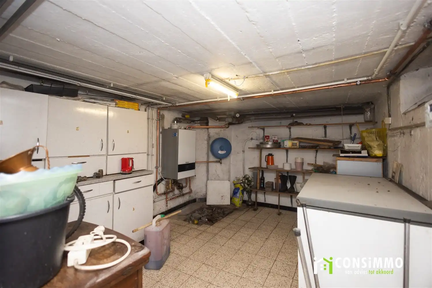 Te renoveren gezinswoning met 4 slaapkamers, tuin en garage in Genk-Zwartberg foto 28