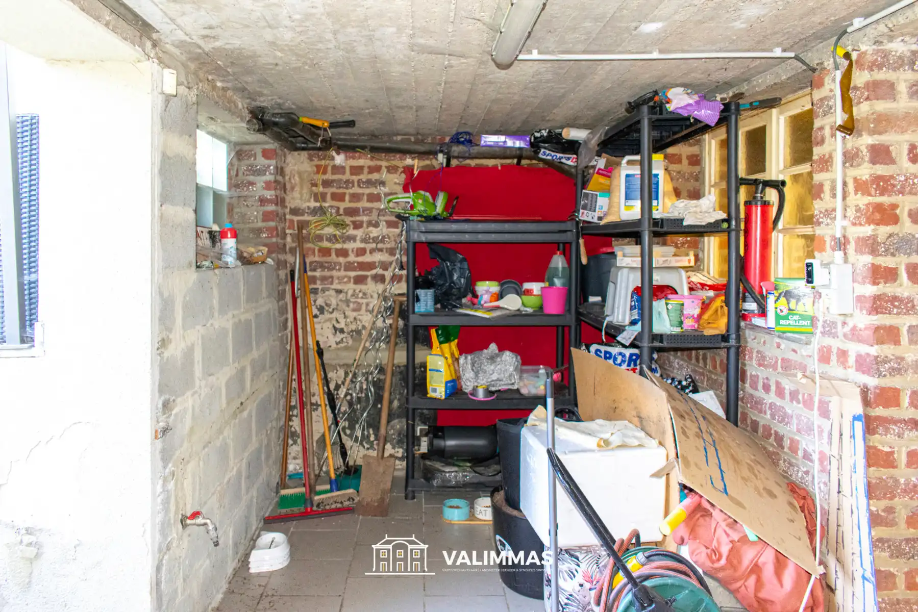 Welgelegen en instapklare woning met gezellige tuin & garage foto 23
