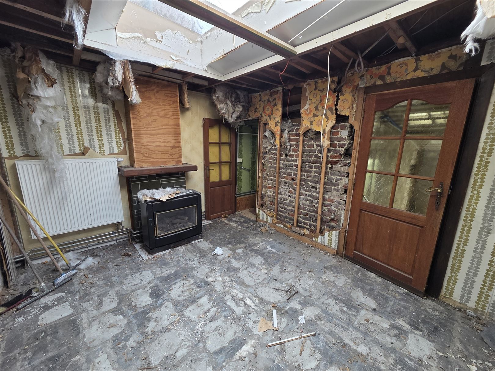 Te renoveren rijwoning te Ronse foto 4