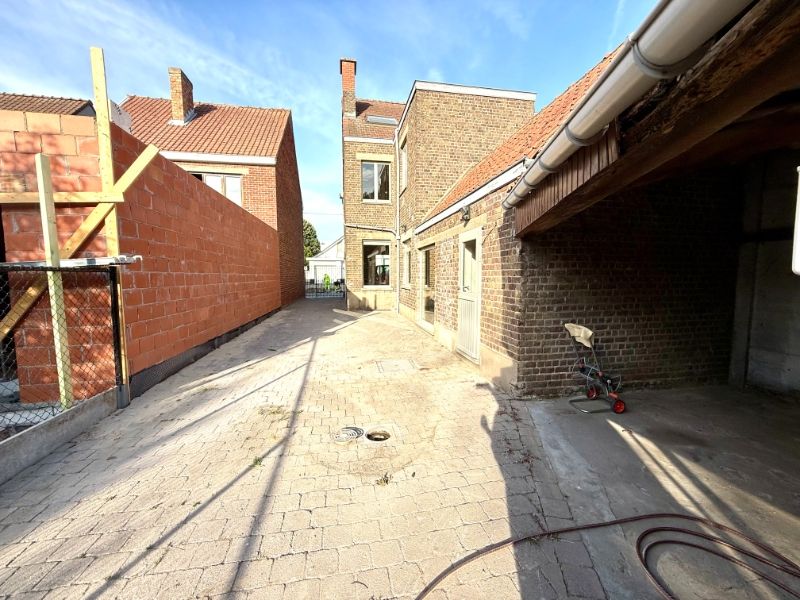 Charmante halfopen gezinswoning 3 kamers, tuin en garage foto 19