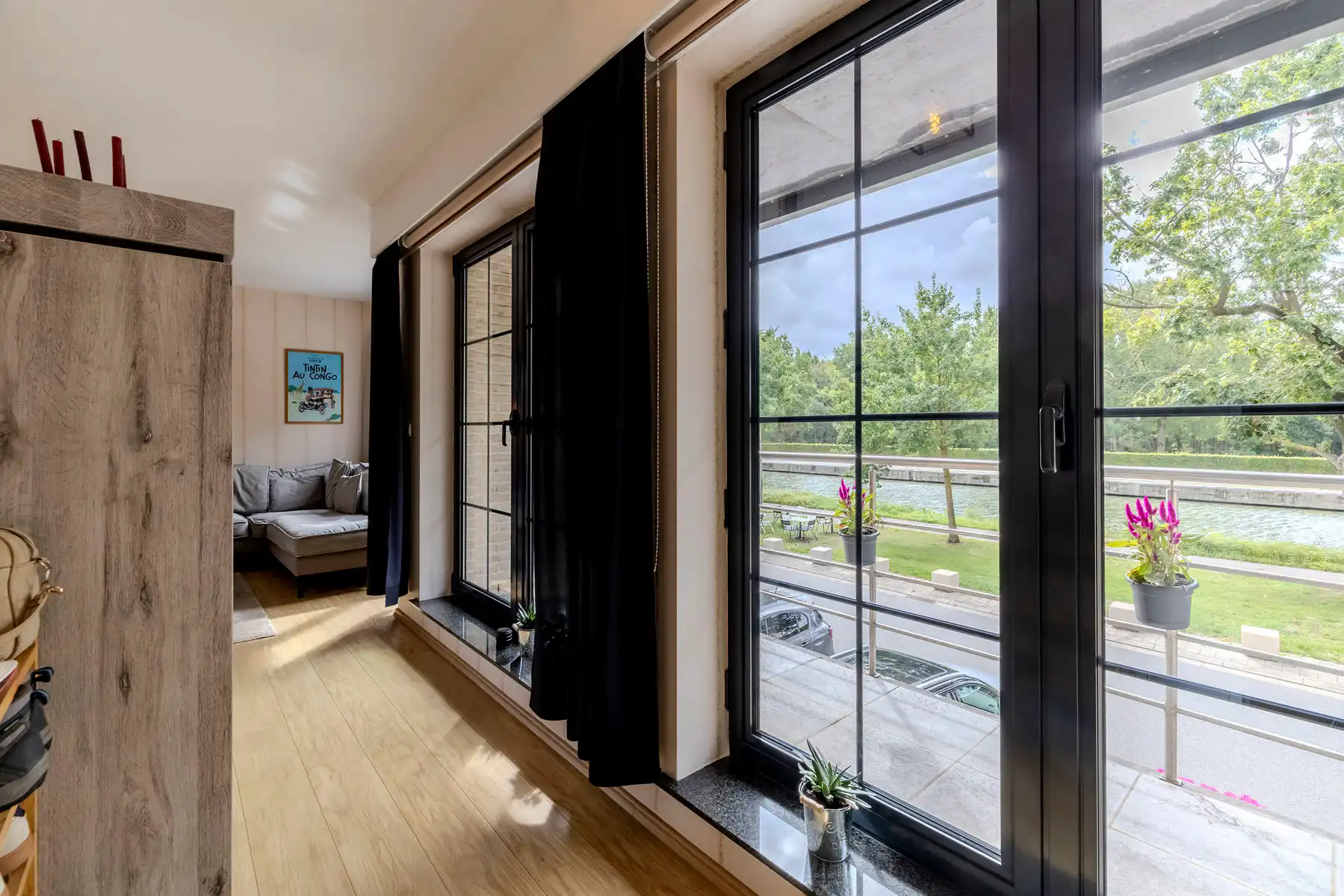 Appartement met 3 slkps en 2 terrassen met zicht op de Vaart foto 3