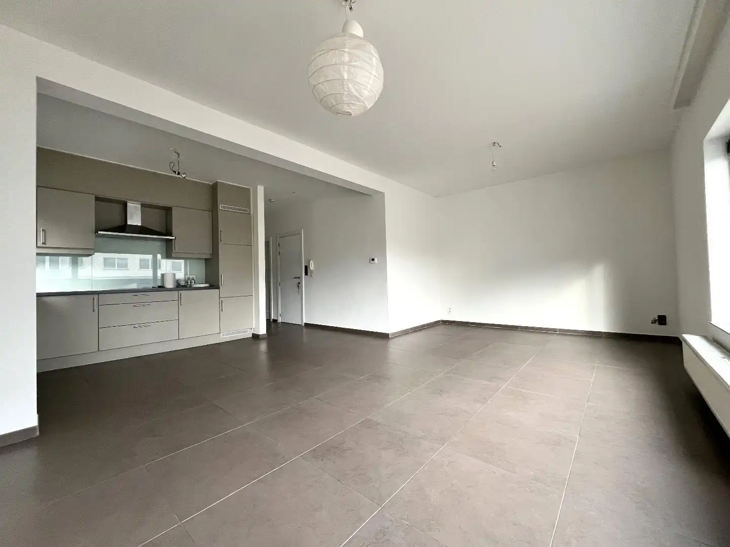 Hedendaags 2 slpk appartement met terras foto 2