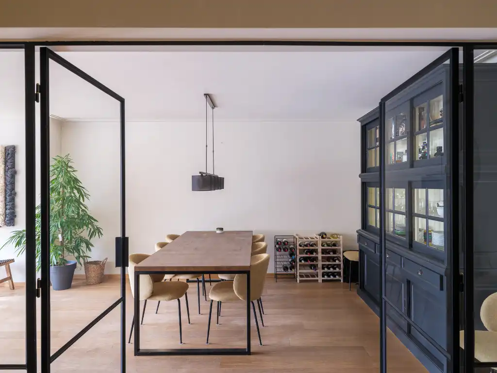 Gent centrum – Ruim appartement met drie slaapkamers en terras nabij het Zuidpark foto 3