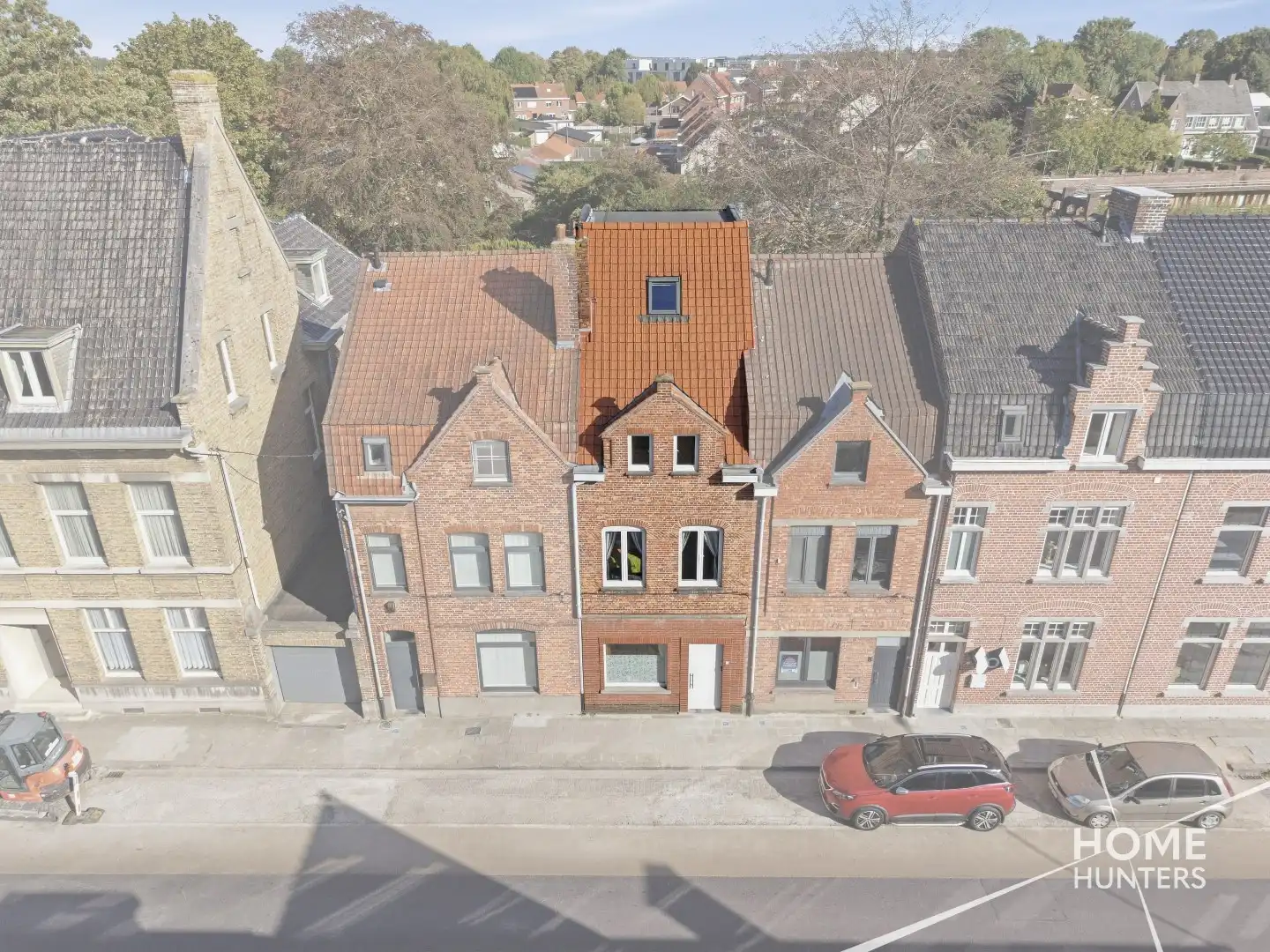 Ruime stadswoning met 4 slaapkamers aan de voet van de Ieperse vestingen foto 2
