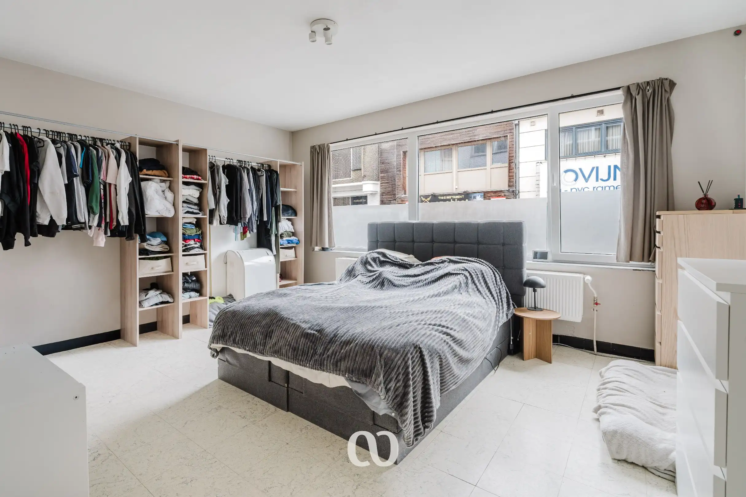 Gerenoveerd, ruim appartement op centrale ligging foto 7