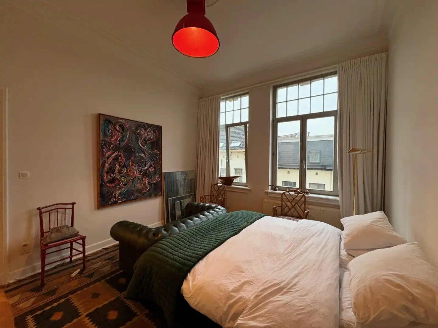 Stijlvol 2-slaapkamerappartement op wandelafstand van Centraal Station foto 9