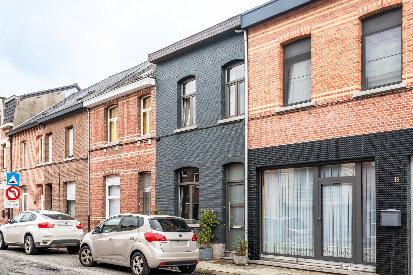 Karakterwoning in hartje Willebroek foto 1