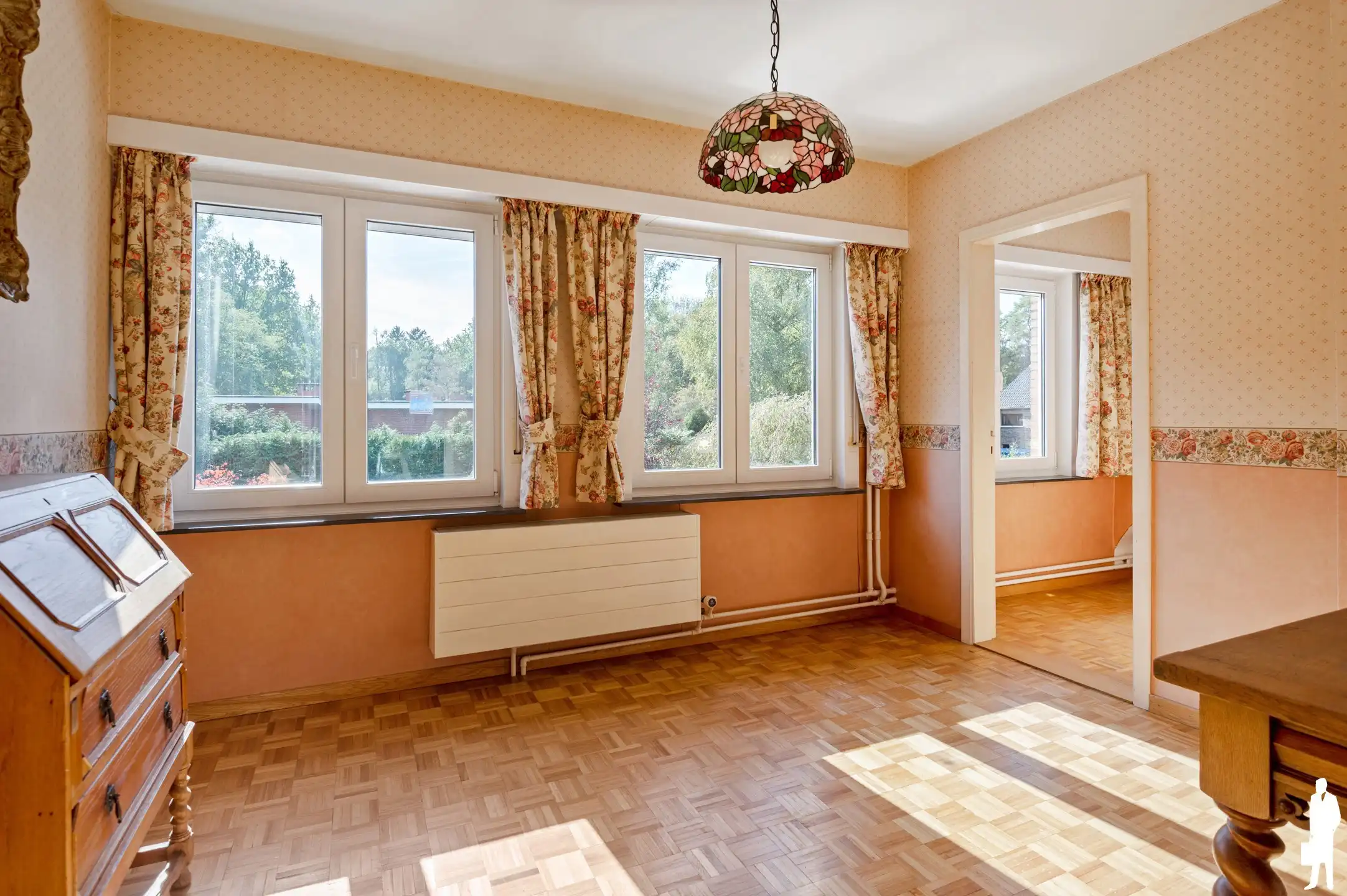 Karaktervolle vrijstaande woning met 3 slaapkamers, veranda en prachtig aangelegde tuin op toplocatie aan de Kalmthoutse Heide foto 21