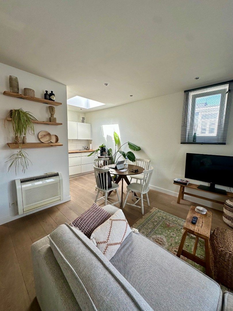 Prachtig bemeubeld appartement op topligging foto 3