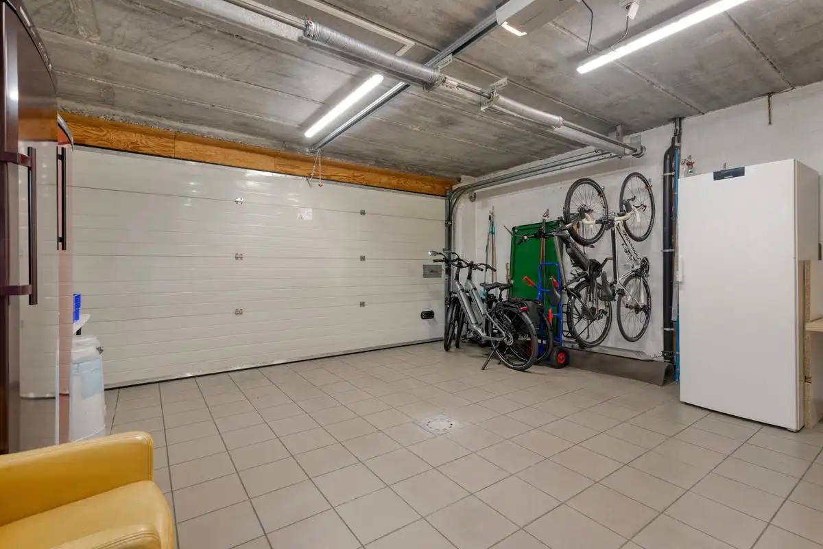 Sfeervol, vrijstaand huis te koop in Sijsele (Damme) foto 16