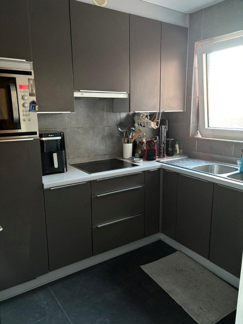 Gerenoveerd instap klaar bemeubeld 1 slaapkamer appartement in Leuven centrum foto 5