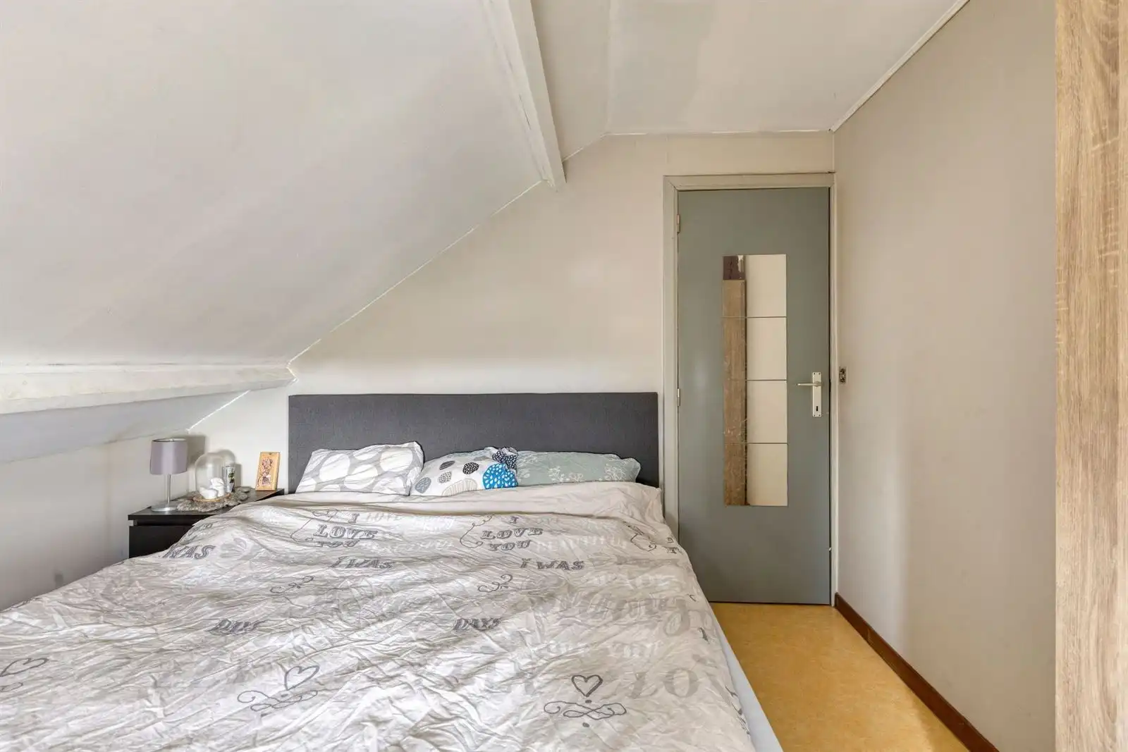 Twee- drigevelwoningen te renoveren. foto 27