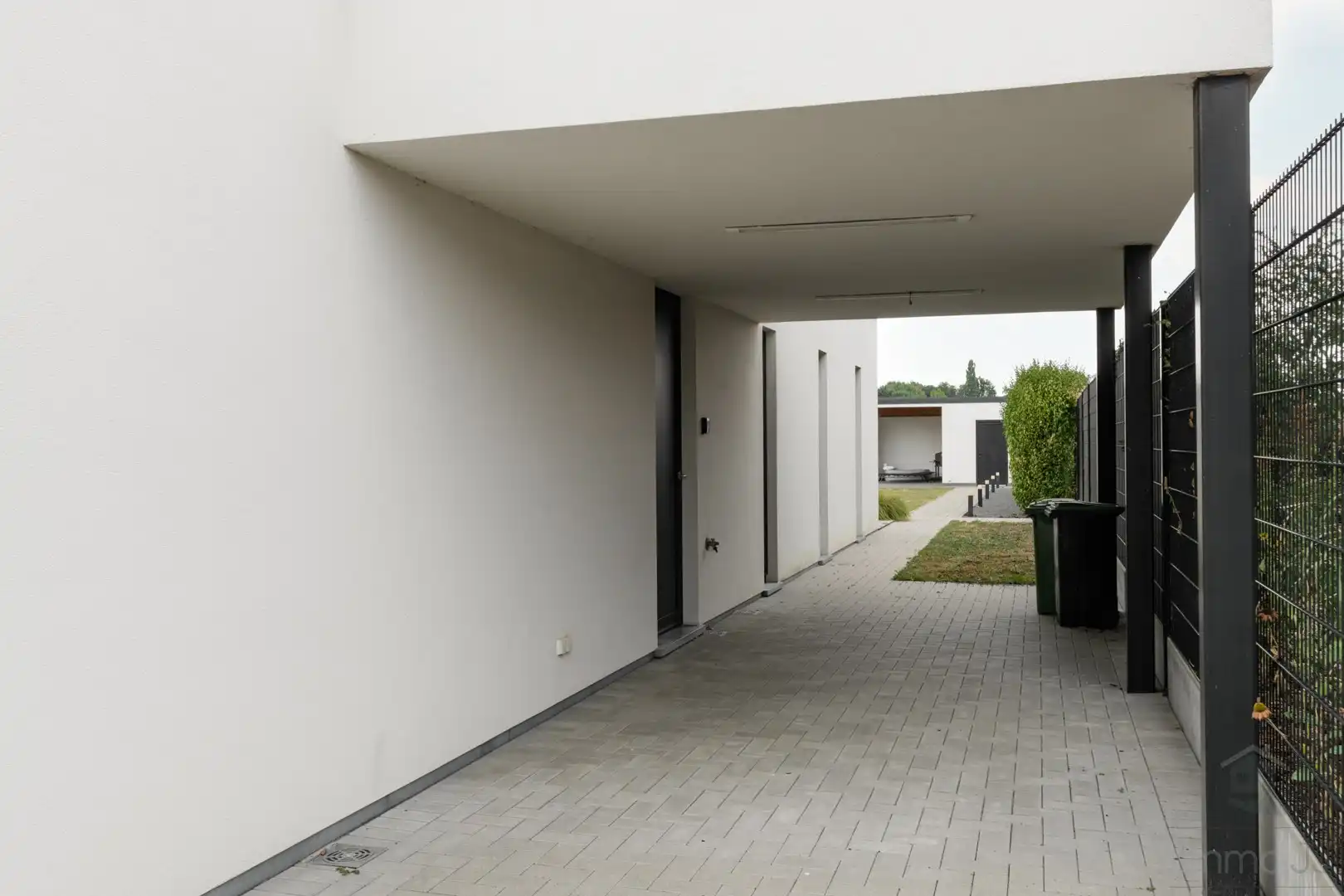 Recente, luxueus afgewerkte energiezuinige woning in Kuringen foto 31