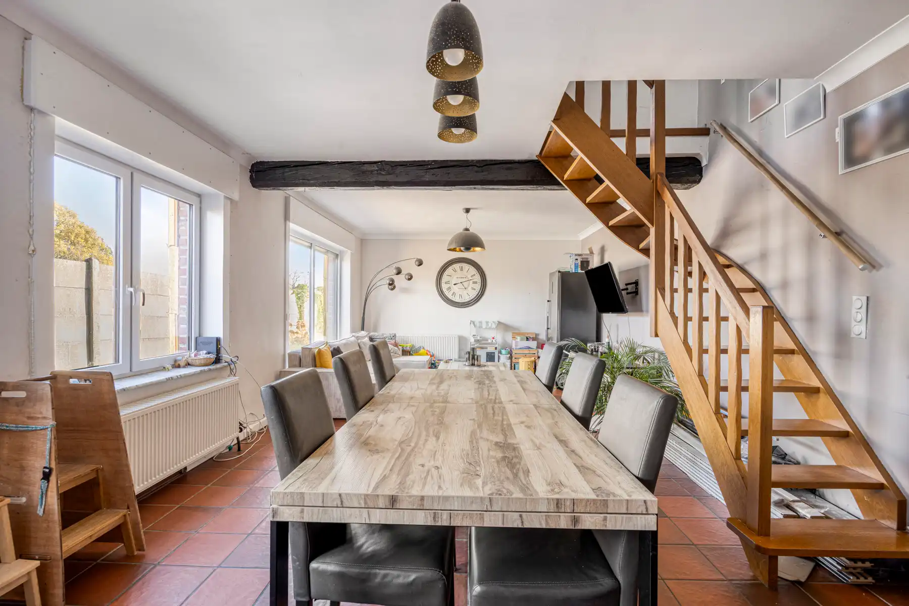 Gerenoveerde woning met 6 slaapkamers foto 21