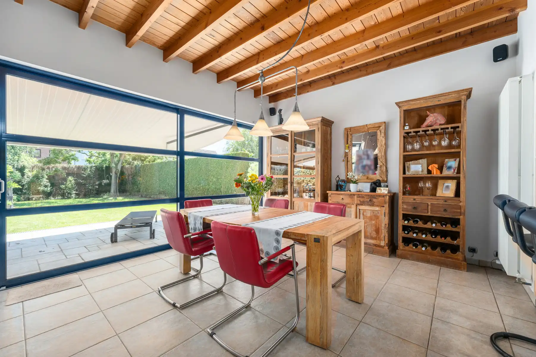 Gezellige woning met tuin,3 slpk en multifunctionele ruimte foto 8