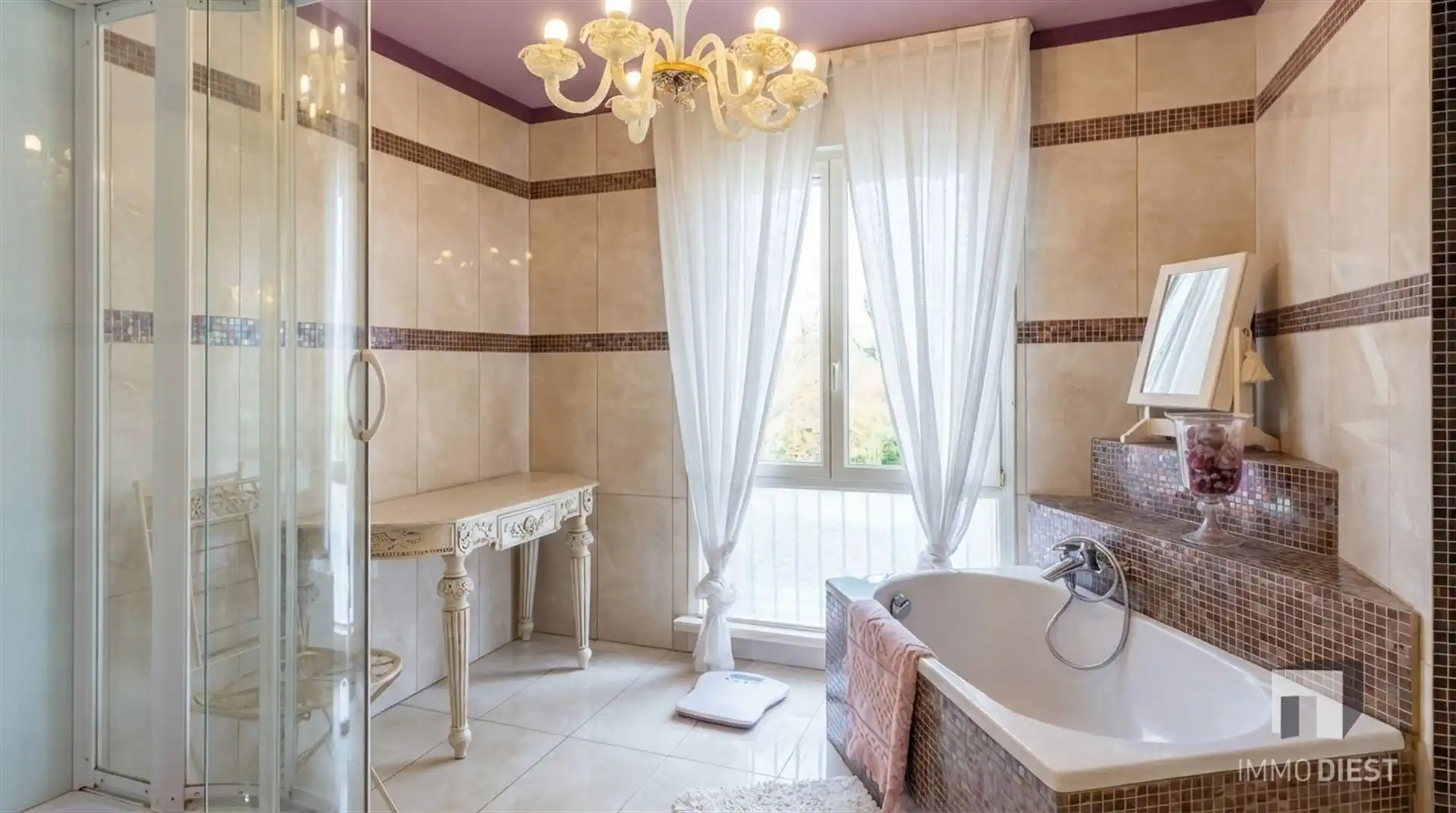 Verzorgde woning. Uw zaak aan huis mogelijk! foto 13