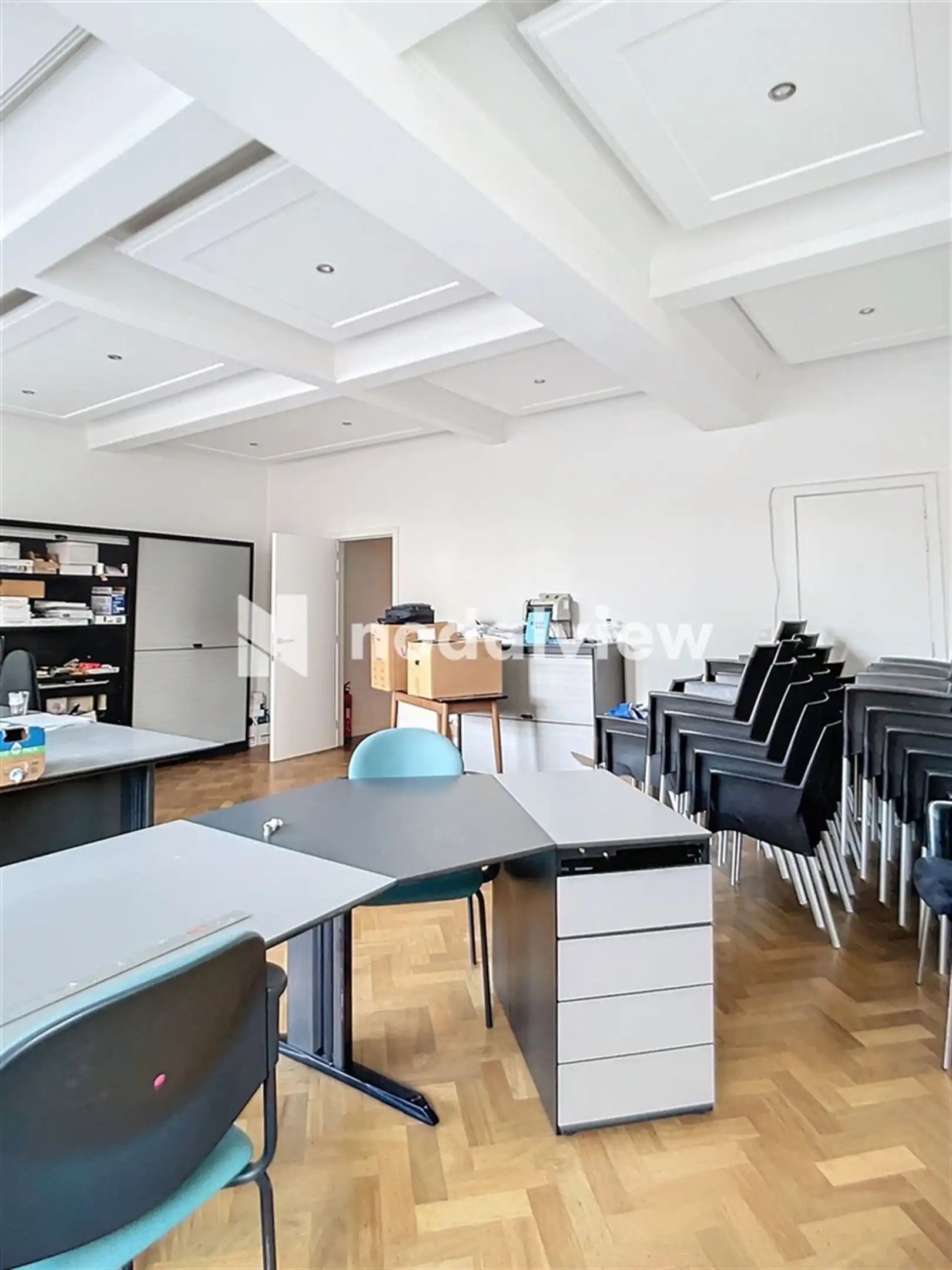 Gerenoveerd kantoorgebouw te huur foto 10